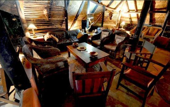 Gweta Lodge Bagian luar foto